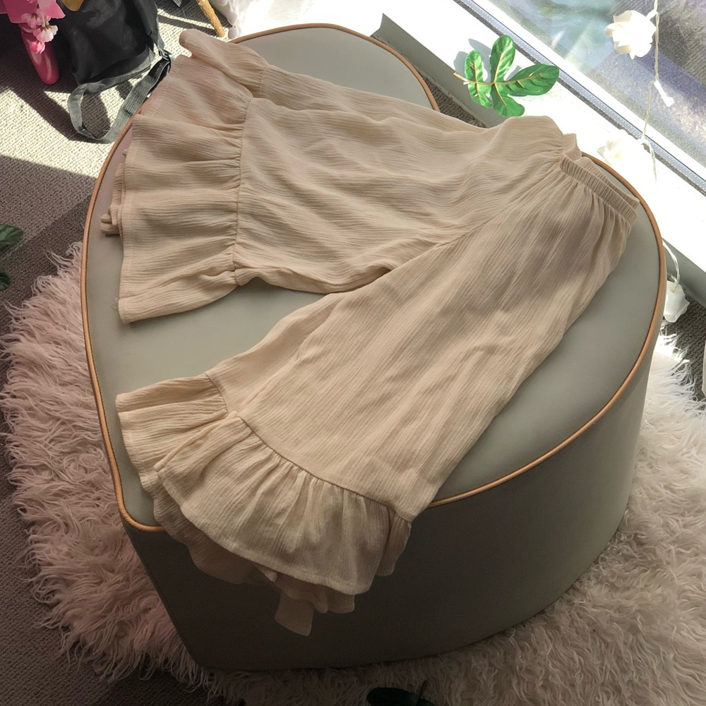 Simply Chic Top - Picture 3 of 3